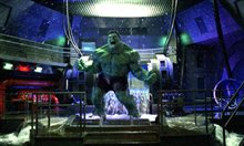 Hulk Photo 10 - Grande