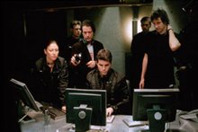 Resident Evil (2002) Photo 10 - Large