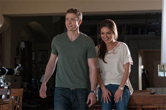 Friends with Benefits Photo 13 - Large