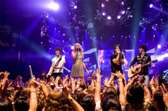 Jonas Brothers: The 3D Concert Experience Photo 3 - Large