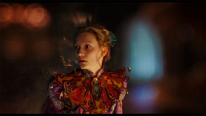 Alice Through the Looking Glass Photo 9 - Large
