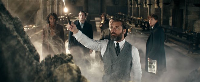 Fantastic Beasts: The Secrets of Dumbledore Photo 20 - Large