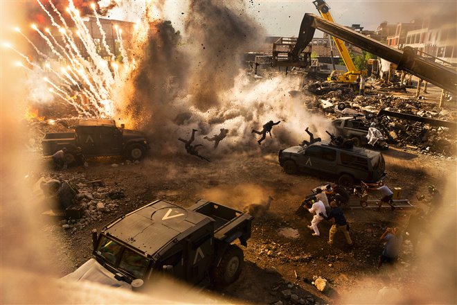 Transformers: The Last Knight Photo 5 - Large