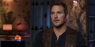 Jurassic World: Fallen Kingdom - Behind the Scenes video