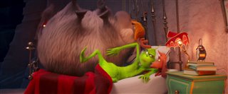 'Dr. Seuss' The Grinch' Movie Clip - "Fred and Max jump in bed with the Grinch" video