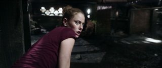 'Crawl' Movie Clip - "I Need My Phone" video