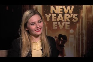 Abigail Breslin (New Year's Eve) - Interview Video Thumbnail