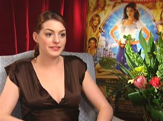 ANNE HATHAWAY - Interview Video Thumbnail