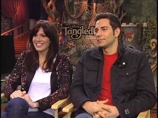 Mandy Moore & Zachary Levi (Tangled) - Interview Video Thumbnail