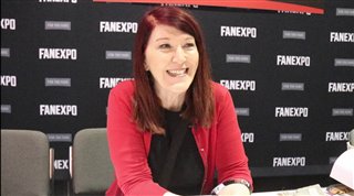the-office-star-kate-flannery-at-fan-expo-canada Video Thumbnail